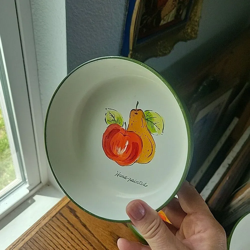 Vtg Melamine Salad bowl set 1 Large bowl 4 small bowls salt & pepper shakers Kit - Picture 6 of 16